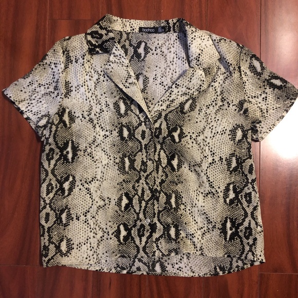 Boohoo snake print top - Picture 3 of 4